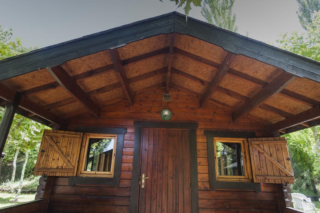 Camping & Bungalows Ligueerre De Cinca Esterno foto