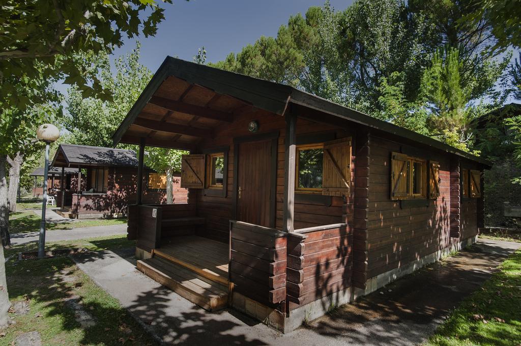 Camping & Bungalows Ligueerre De Cinca Esterno foto