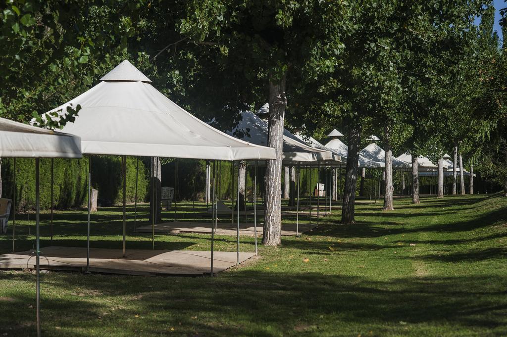 Camping & Bungalows Ligueerre De Cinca Esterno foto