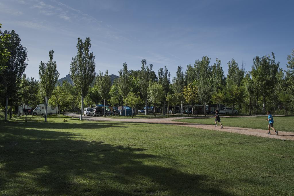 Camping & Bungalows Ligueerre De Cinca Esterno foto